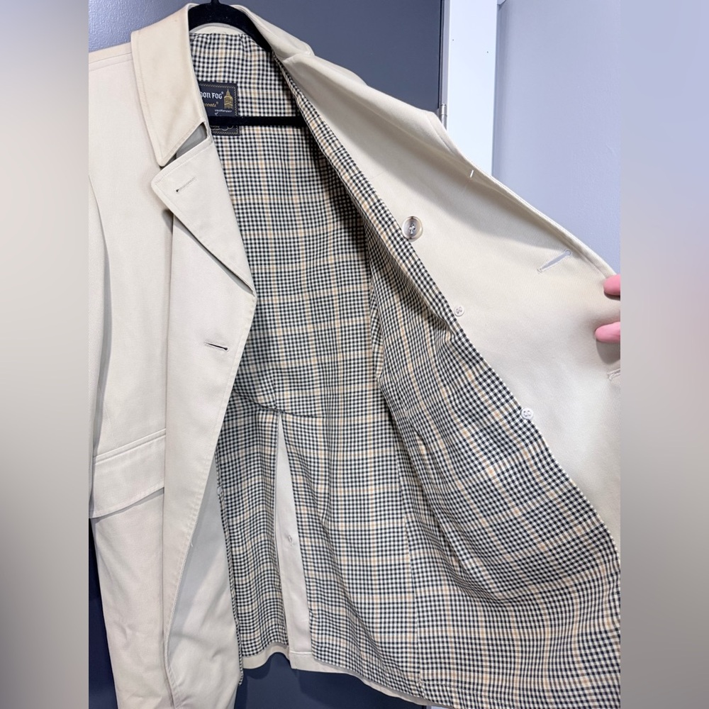 London Fog Tan Trench Coat with Checkered Interior - Picture 4 of 14